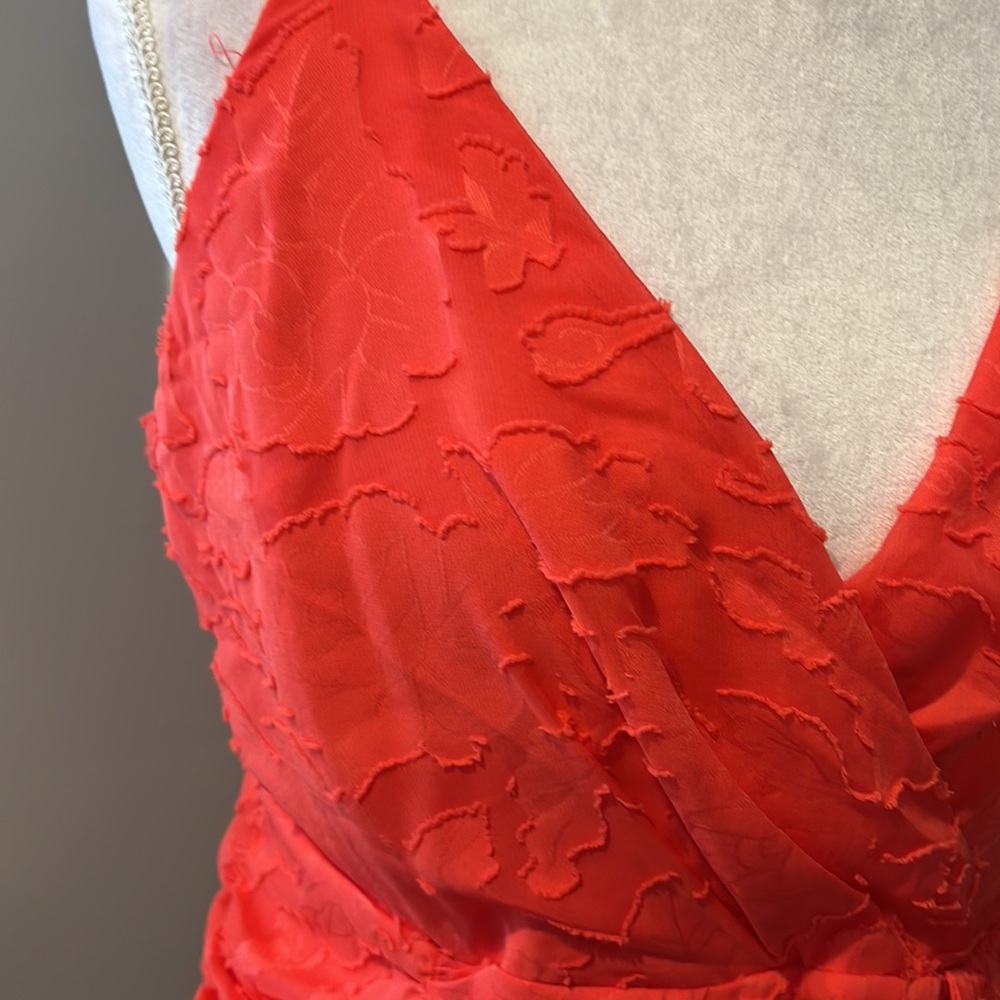 NWT Gorgeous Lulu’s Ruched Mini Dress - Picture 2 of 7